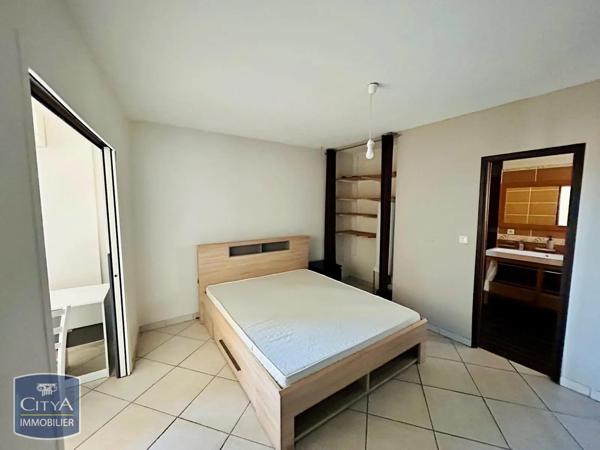 Appartement à louer 2 pièces 53.1m² Fos-sur-Mer (13270)