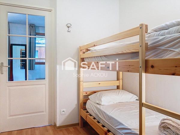 Studio idéalement placé dans résidence avec piscine