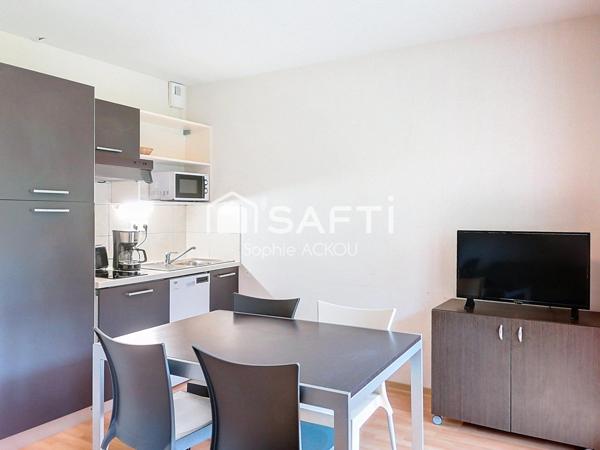 Studio idéalement placé dans résidence avec piscine