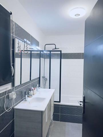 Villa T5 DE PLAIN PIED AVEC PISCINE 34110 FRONTIGNAN