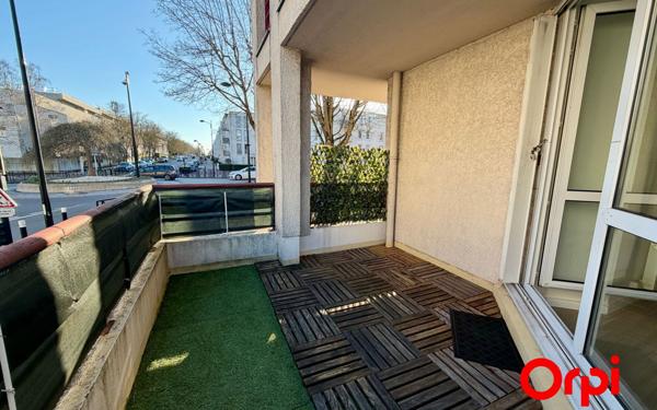 Appartement à vendre    1 pièce • 34 m2 Montigny-le-Bretonneux