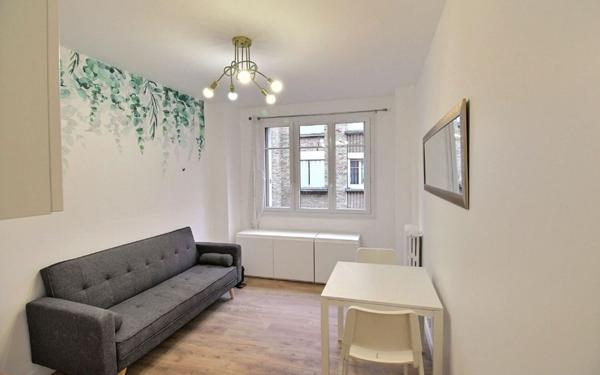 Appartement à vendre    2 pièces • 23 m2 Clichy