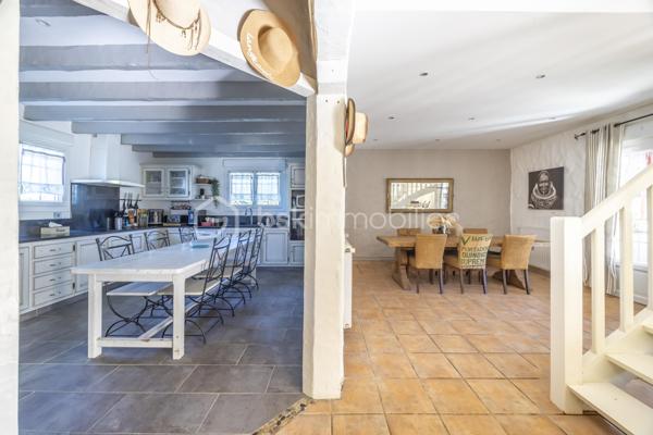 Maison de 250 m²