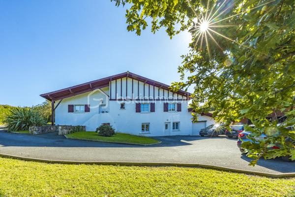 Maison de 250 m²