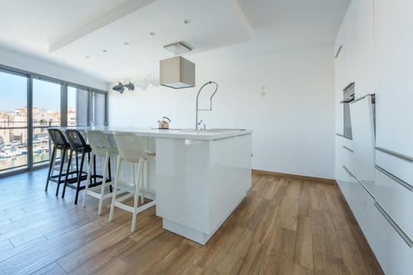 Vente Appartement de luxe Sète 4 Pièces 114 m²