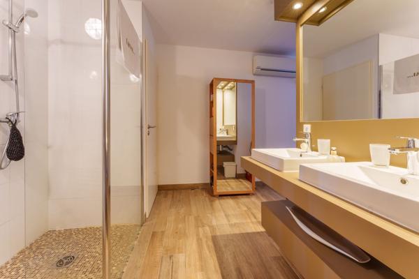 Vente Appartement de luxe Sète 4 Pièces 114 m²