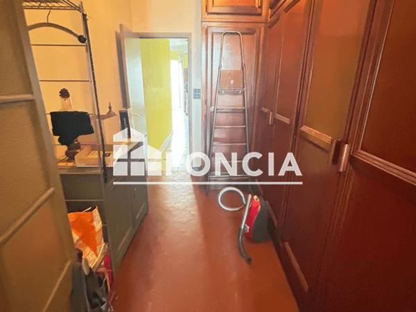 À vendre Appartement 2 pièces 65 m² - Marseille 13008