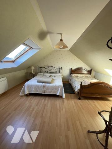 Pavillon indépendant sur sous-sol, 5 chambres.