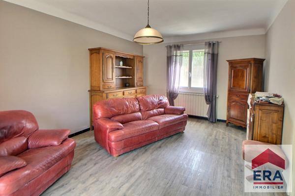 Mondragon - Maison rénovée avec piscine et garage