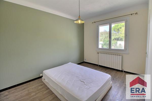 Mondragon - Maison rénovée avec piscine et garage