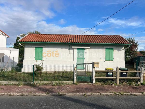 Vente
                Maison35,94 m² - 2 Pièces -
                    VAUX SUR MER (17640)