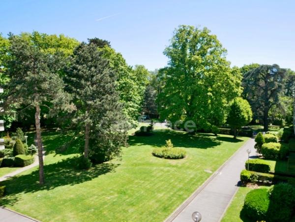 Dpt Yvelines (78), à vendre VERSAILLES appartement T5 110 m2