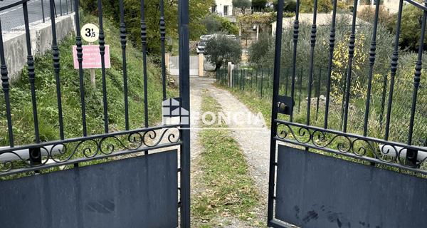 À vendre Terrain 3200 m² - Gilette 06830