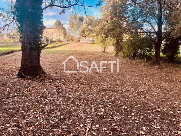 Terrain à vendre à Castres de 1946 m2  48 000 €