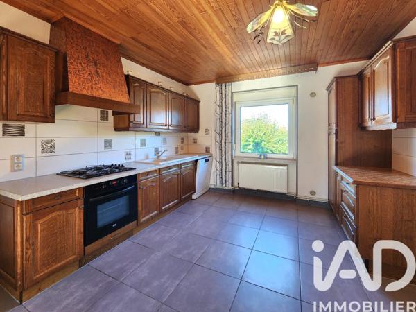 Location appartement 5 pièces 126 m² Puttelange-aux-Lacs