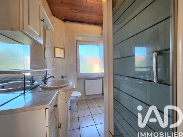 Location appartement 5 pièces 126 m² Puttelange-aux-Lacs