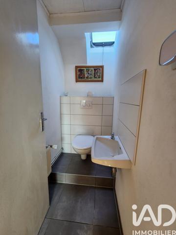 Location appartement 5 pièces 126 m² Puttelange-aux-Lacs