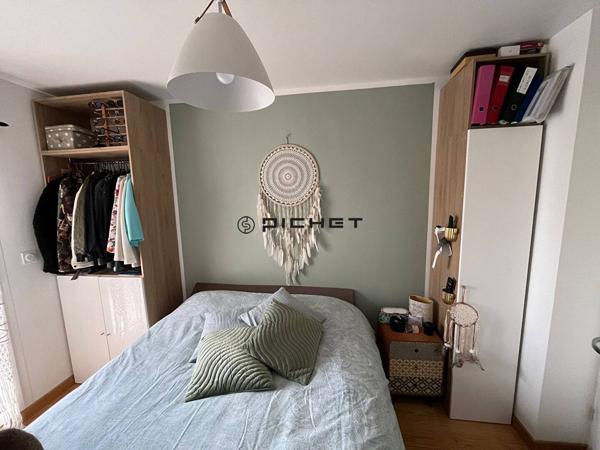 Appartement 3 pièces 62 m² CHEVRY - 01170