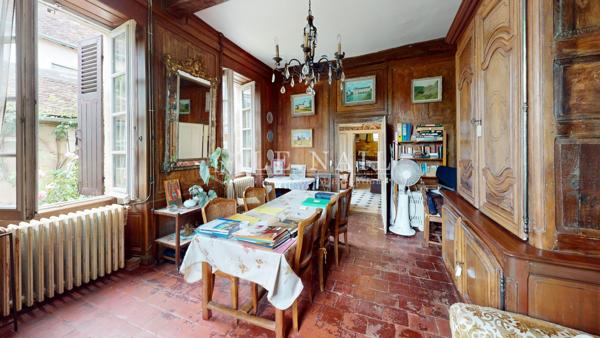 Maison du XVIIIème dans une petite ville de la Brenne
