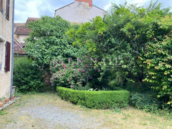 Maison du XVIIIème dans une petite ville de la Brenne