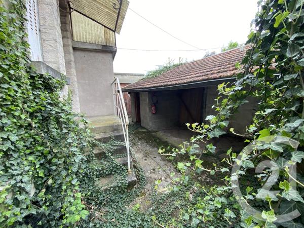 Maison à vendre  6 pièces - 146 m 2   PLEURS  - 51