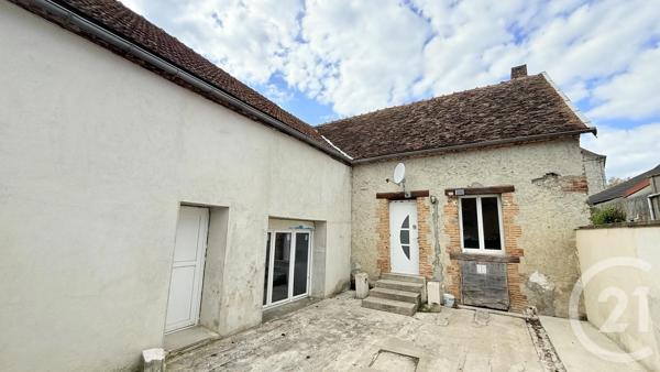 Maison à vendre  6 pièces - 146 m 2   PLEURS  - 51