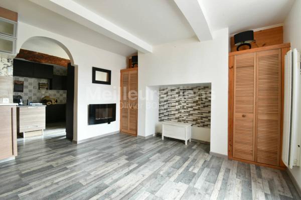 Opportunité Investissement locatif: Maison de 88 m²  avec suite parentale et combles aménagés + Duplex 25 m²  avec chambre et salle d'eau + jardinet avec garage indépendant