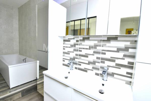 Opportunité Investissement locatif: Maison de 88 m²  avec suite parentale et combles aménagés + Duplex 25 m²  avec chambre et salle d'eau + jardinet avec garage indépendant