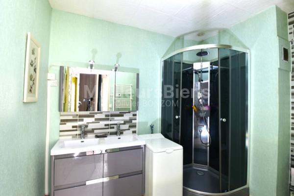 Opportunité Investissement locatif: Maison de 88 m²  avec suite parentale et combles aménagés + Duplex 25 m²  avec chambre et salle d'eau + jardinet avec garage indépendant