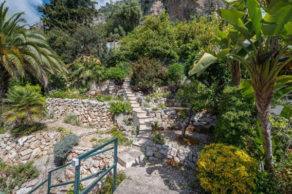 Vente Triplex de luxe Èze 5 Pièces 143 m²