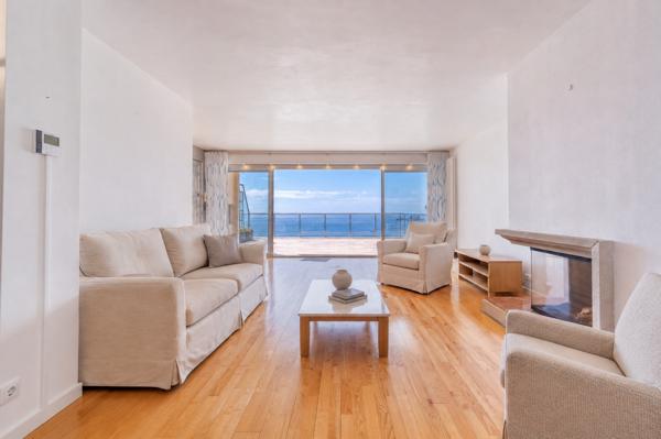 Vente Triplex de luxe Èze 5 Pièces 143 m²