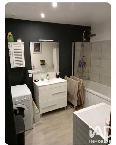 Immeuble à vendre 390 m² Sedan