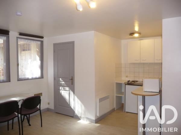 Immeuble à vendre 390 m² Sedan