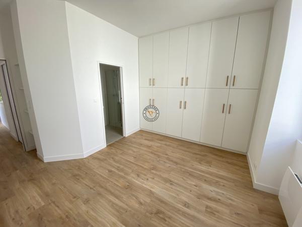 Appartement neuf centre ville avec jardin