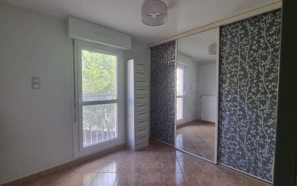 Appartement à vendre    3 pièces • 68,46 m2 Marseille 12