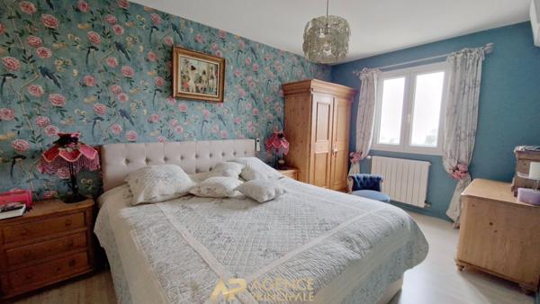 Maison - 112m2 + 60m2 à aménager - Nieul-sur-Mer €499 500 ** - Référence ND688D3