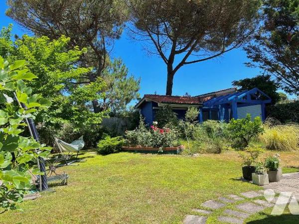 Maison à vendre à CAPBRETON avec piscine et SAUNA,

Venez découvrir cette charmante maison de...