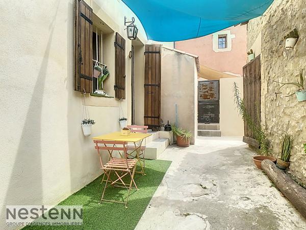 A Vendre  Maison de Village Renovee avec Gout  au Coeur de Mallemort