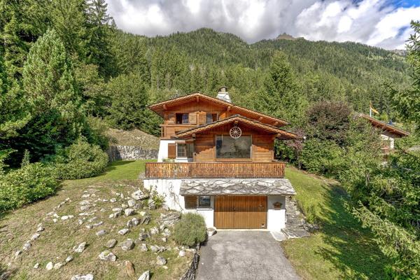 Vente Chalet de luxe Chamonix-Mont-Blanc 8 Pièces 154 m²