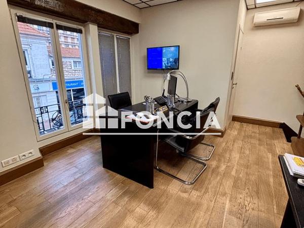 À vendre Local commercial 68.33 m² - Saint-maur-des-fossés 94210