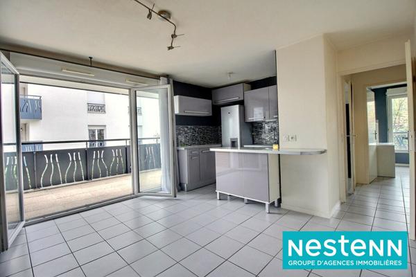 Appartement T3 de 55,08 m² avec balcon, garage et ascenseur - Vaulx-en-Velin Village