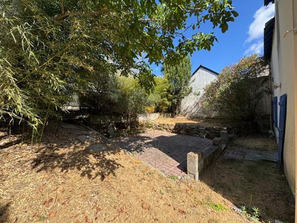 Maison Saint Nazaire, 2 chambres 47 m2, jardin, dépendance