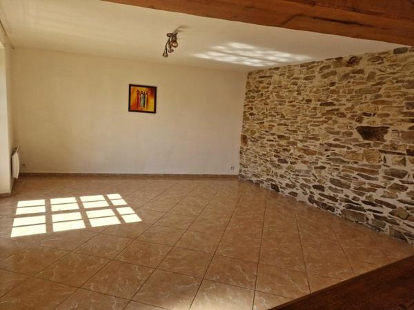 Vente / Maison en pierre