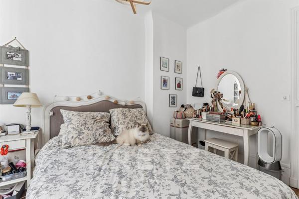 Paris 18e – Montmartre / Rue Chappe – Charmant appartement de 46 m² au cœur d’un immeuble ancien