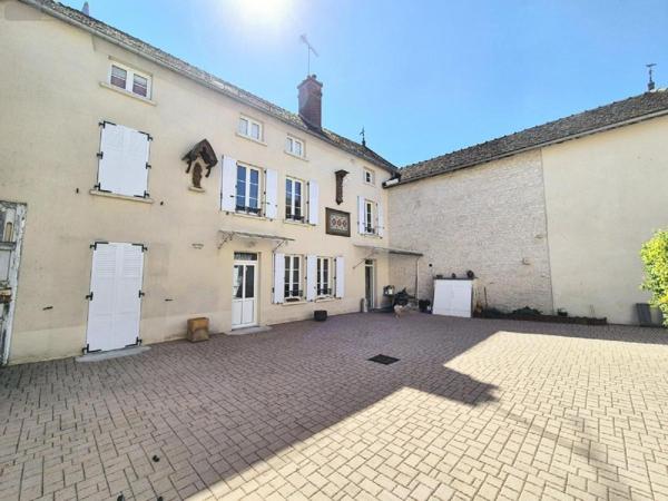 Maison à vendre à Essoyes dans l'Aube (10360), ref : 10043-282