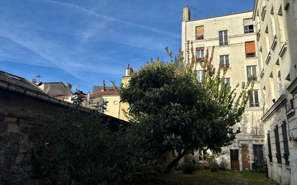 Appartement à louer    1 pièce • 32,15 m2 Aubervilliers