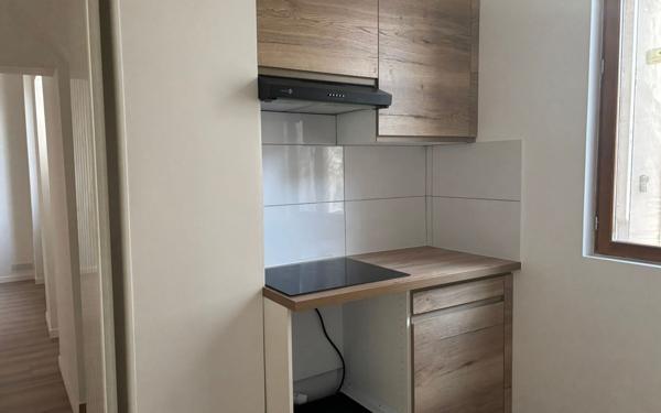 Appartement à louer    1 pièce • 32,15 m2 Aubervilliers