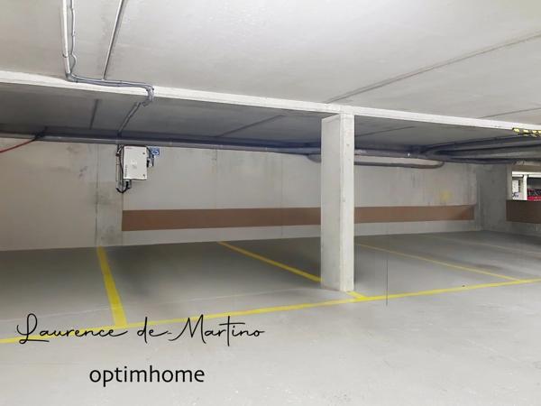 Emplacement de parking couvert- LA GARENNE COLOMBES (92)