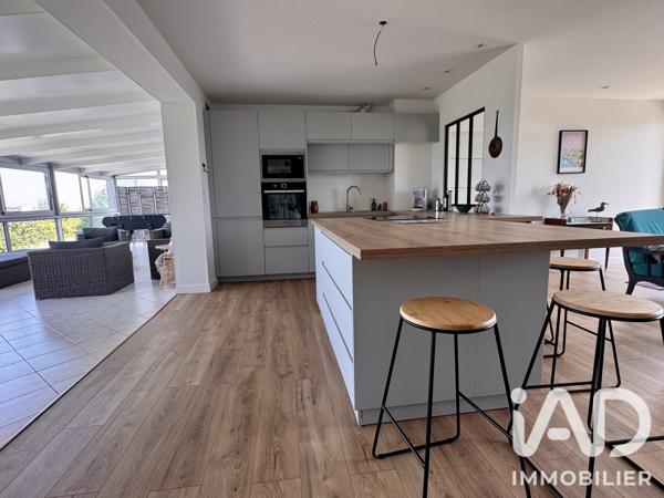 Maison à vendre 10 pièces 214,5 m² Binic-Étables-sur-Mer