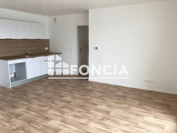 Location Appartement 3 pièces 60.2 m² - 210 RUE DU CDT GEORGES LEDRU Canteleu 76380